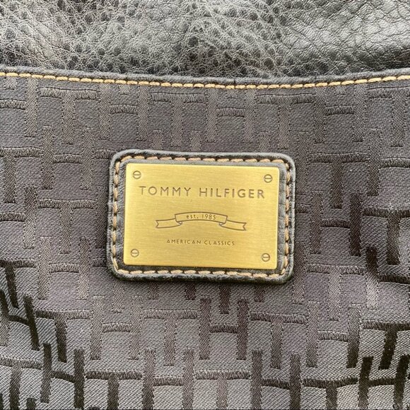 Tommy Hilfiger Black Nylon Signature  Satchel - Picture 3 of 13